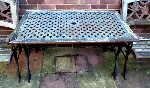 Vintage rose scroll lattice - scroll,