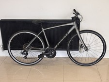 Giant Escape 3 Hybrid Bike