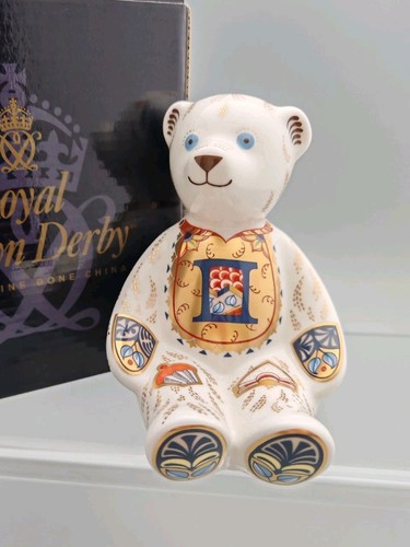 Royal crown derby alphabet - crown,