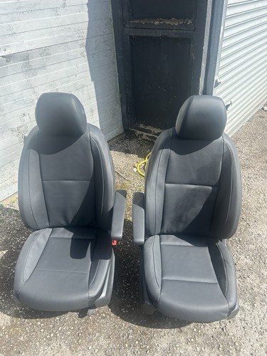 Mercedes vito tourer front - mercedes,