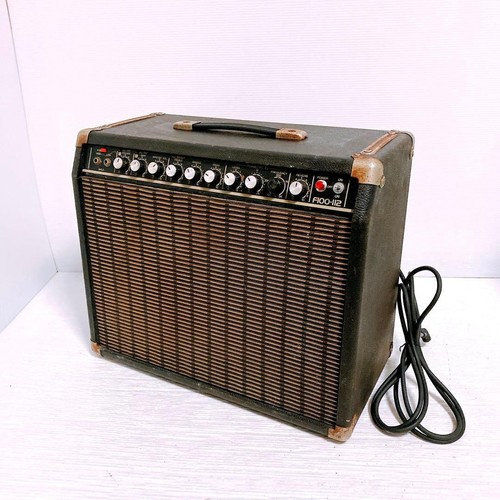 Yamaha f100 112 - guitar, amp