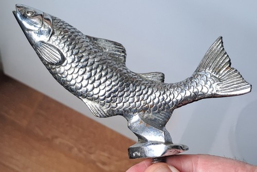 Desmo salmon vintage car - salmon,