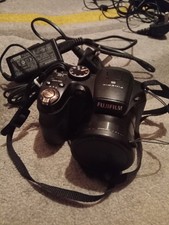 Fujifilm FinePix S1800 12.0MP