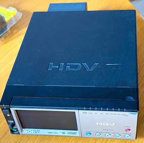 Sony hvr m10e - sony, pal
