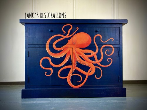 Hand painted octopus - hand,