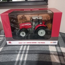 Universal Hobbies Massey Ferguson 7495 1:32