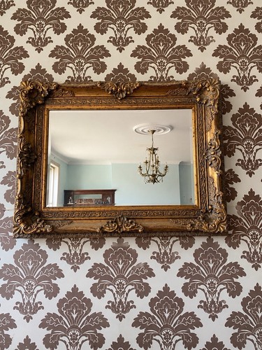 Large ornate vintage gilt wall - large,