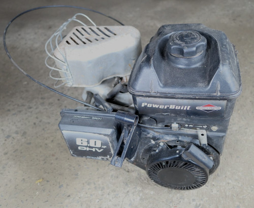Briggs stratton 6hp - &,