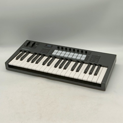 Novation launchkey mk4 - novation,
