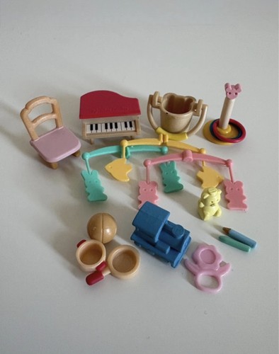 Sylvanian families bundle - sylvanian, of