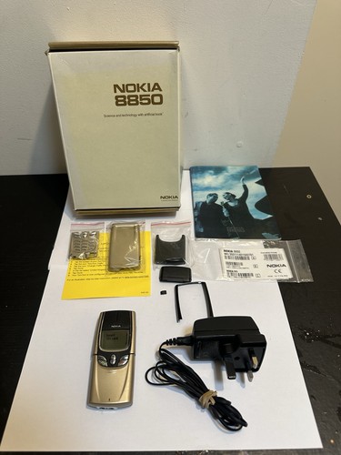 Nokia 8850 boxed gold - nokia,