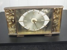 VINTAGE 1970s MANTEL CLOCK BY