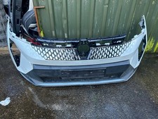 renault scenic e tech 024 front bumper with top grill and lower lip