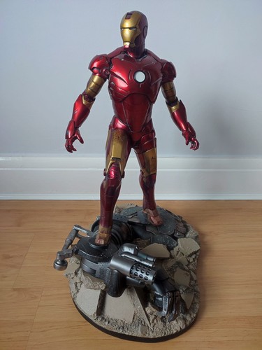 Sideshow iron man mk3 maquette - sideshow,