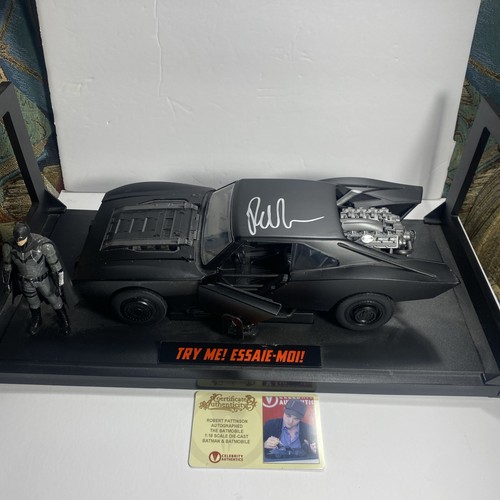 Robert pattinson autographed - robert,