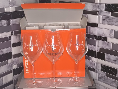 Moet chandon champagne flutes - chandon,