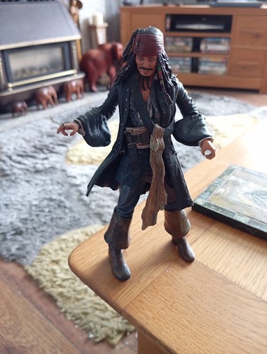 Captain jack sparrow - captain,