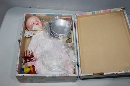 Vintage tiny tears - vintage, doll