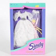 BNIB 1995 Hasbro Sindy doll
