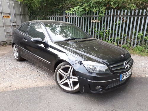 Breaking mercedes clc200 - mercedes,