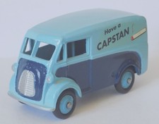 Dinky Toys No.465 Morris Van