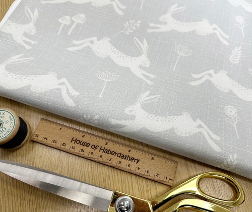 Fabric remnant grey white - grey,