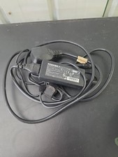 Toshiba Laptop Charger 19V