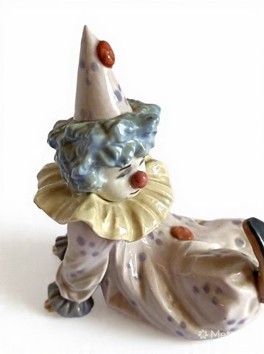 Lladro tired friend clown - lladro, friend'