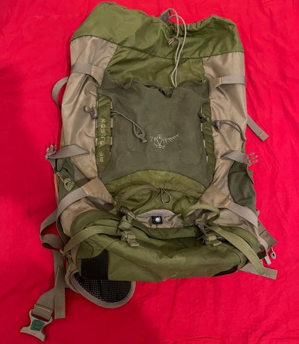 Osprey kestrel 38l green - osprey,