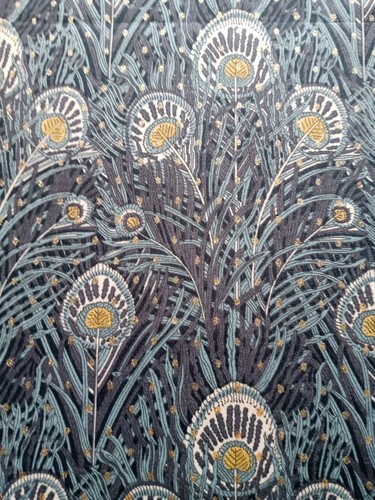 Remnant hera spot peacock - ,