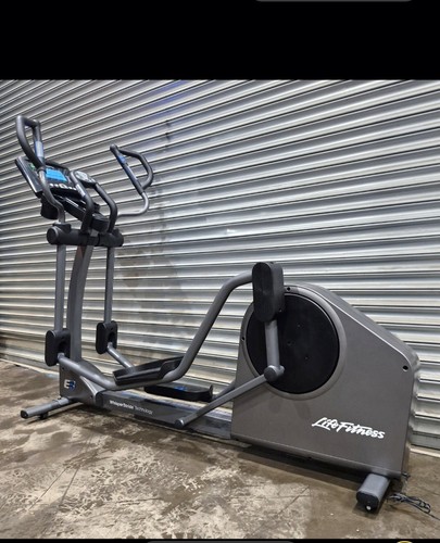 Life fitness cross - e3, trainer