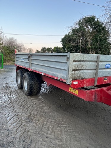 Tipping trailers for tractors - trailers,