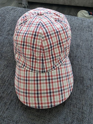 Aquascutum men strawberry - aquascutum,