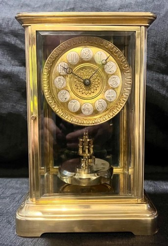 Antique clock 400 - day, four