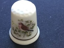 Thimble - Red Robin in the flowers    - C