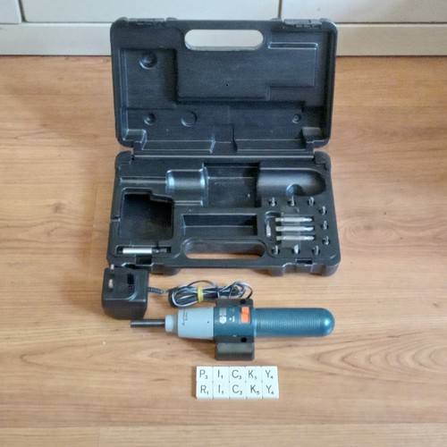 Black and decker - black,