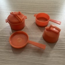 Sindy Vintage Kitchen Pan Set Orange Magic Cooker