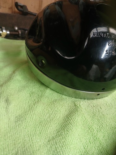Suzuki gt250 headlight - ,