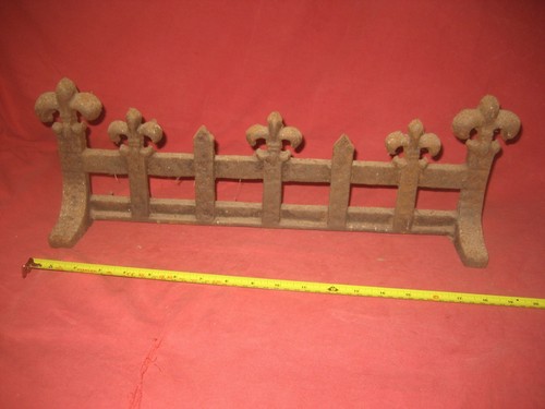 Cast iron fire - , fret
