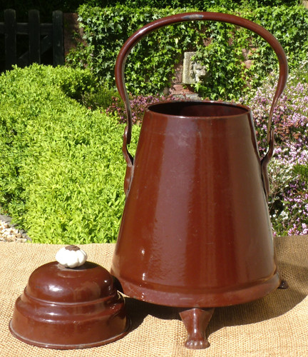 Enamel bucket lid planter - bucket, &