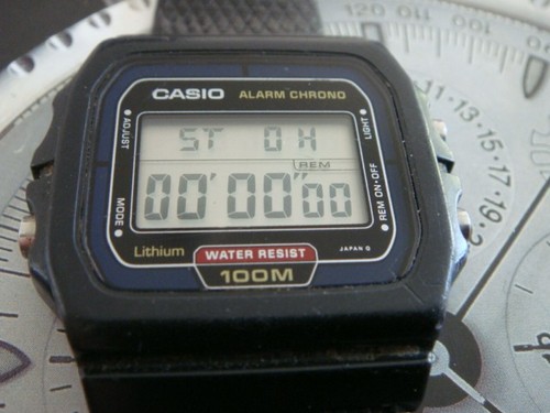 Casio 80s vintage digital - casio,