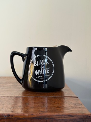 Black white scotch - &,