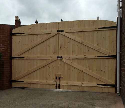 Wooden driveway gates - wooden,