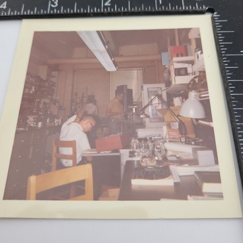 Photo midwest electronics lab - midwest,