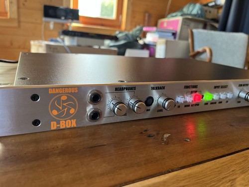 Dangerous music box summing - d-box,