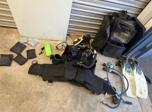 Buoyancy control device by - control,