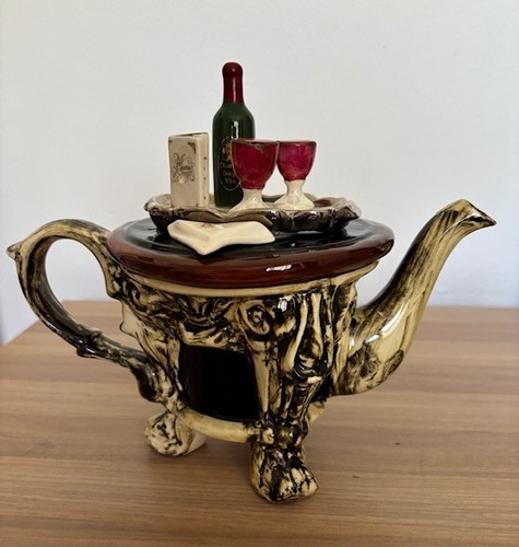 Tony carter novelty teapot - carter,