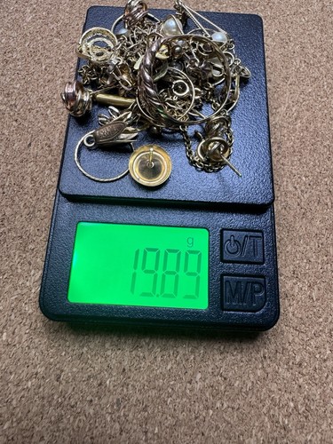 9ct gold scrap wearable - scrap,