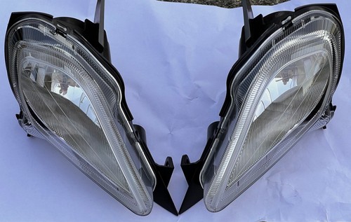 Pair headlights for - pair,