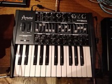 Arturia Minibrute analogue